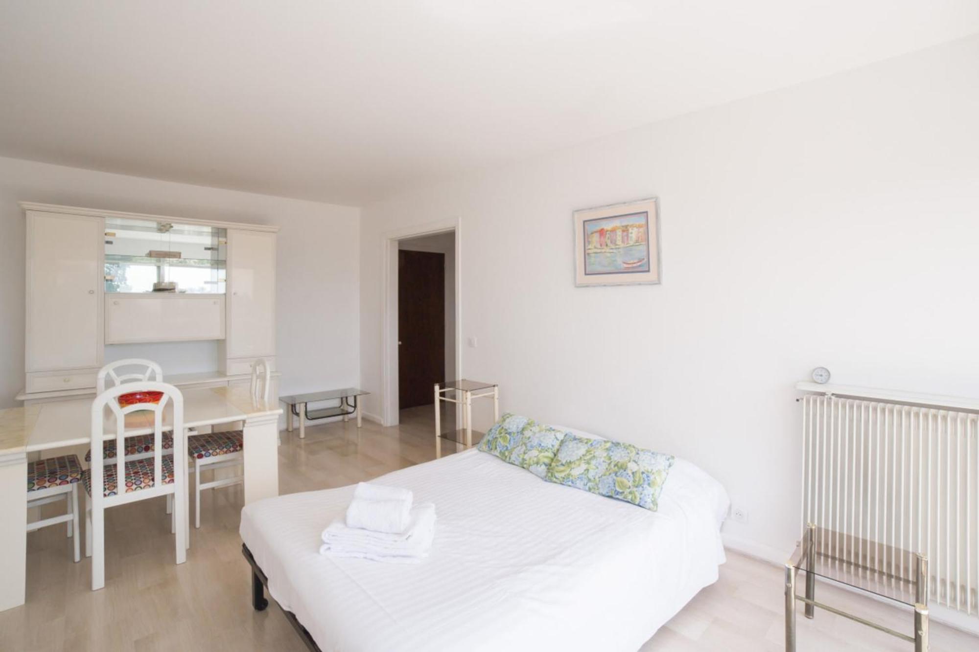 Welkeys - Fabron Apartment Niza Exterior foto